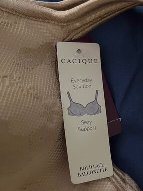 Cacique NWT Bra 46 D